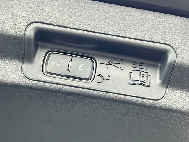 New 2026 Ford Explorer Active w/ Active Comfort Package image 40