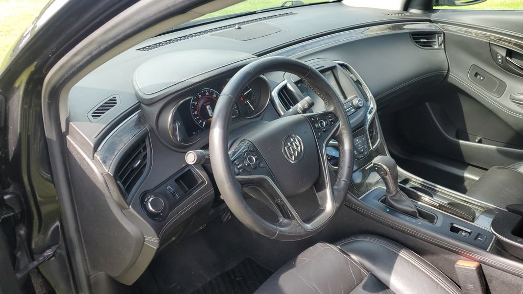 Used 2014 Buick LaCrosse Leather FWD image 9