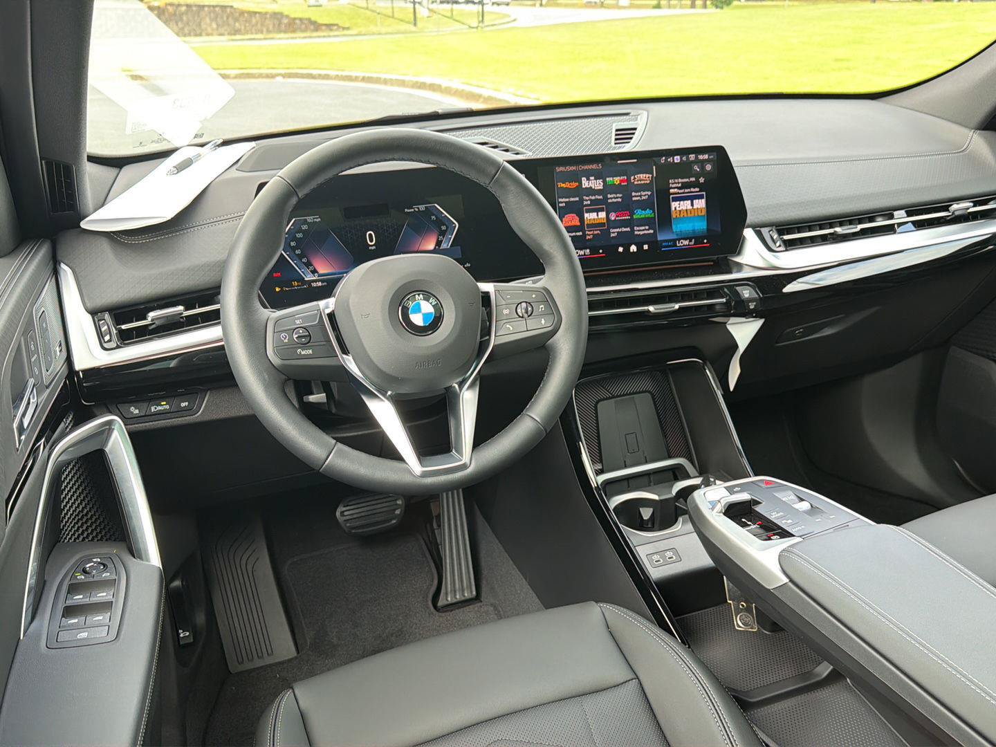 New 2026 BMW X2 xDrive28i w/ Technology Package AWD/4WD image 17