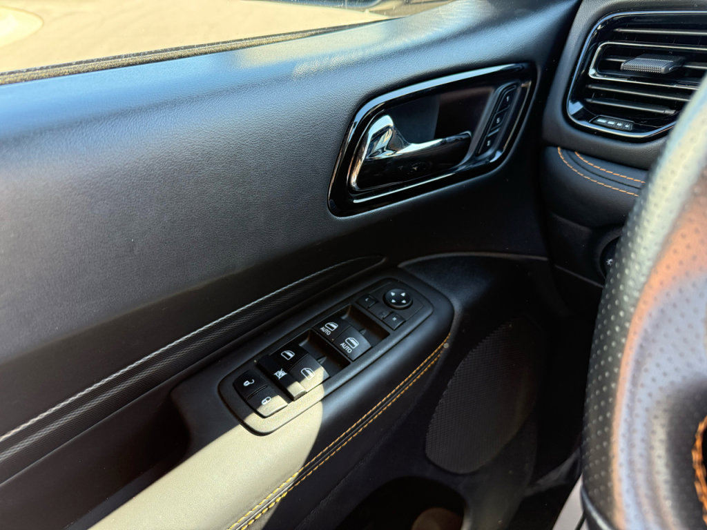 Used 2022 Dodge Durango R/T w/ Quick Order Package 22F image 21