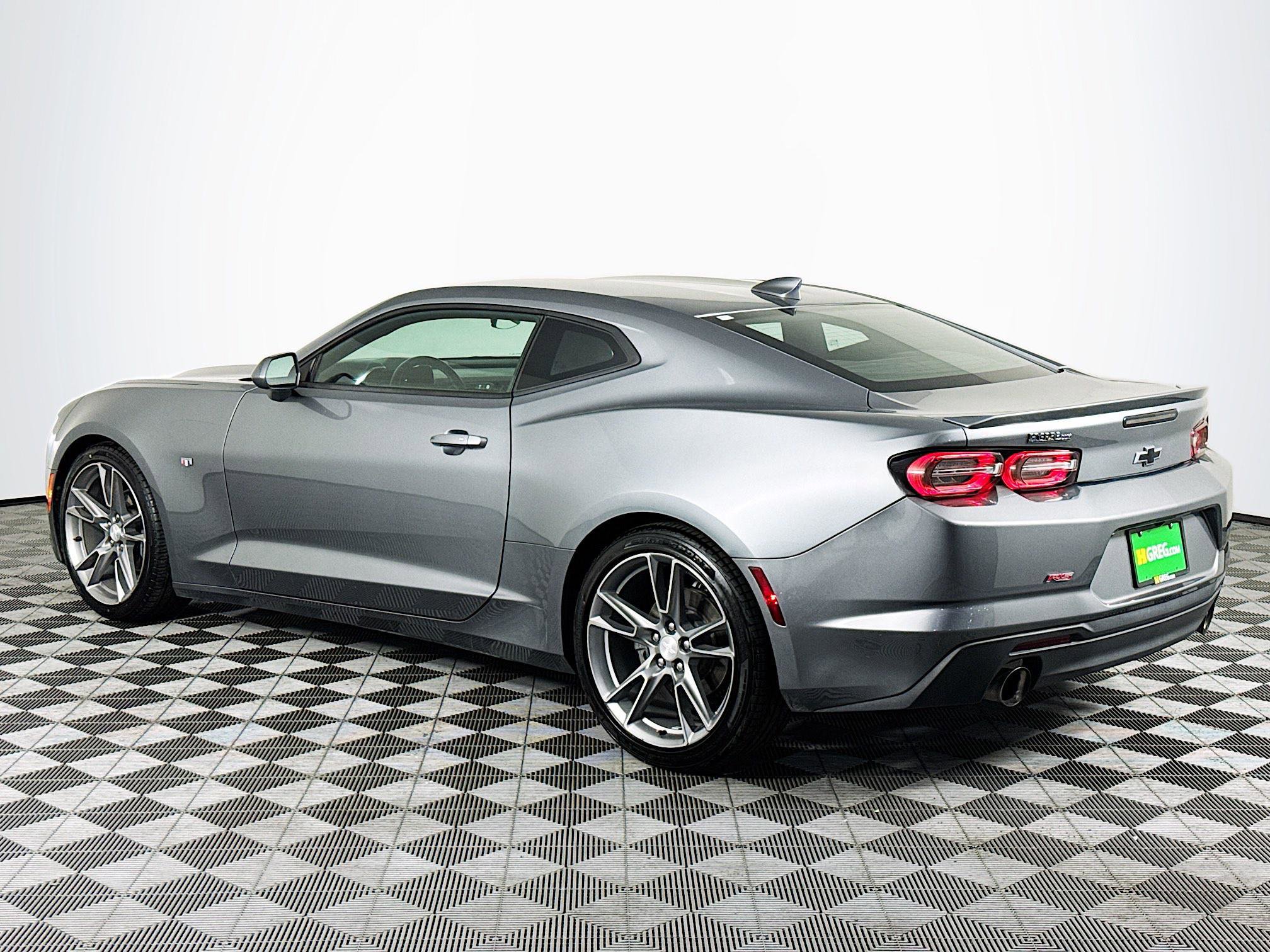Used 2019 Chevrolet Camaro LT w/ RS Package image 6