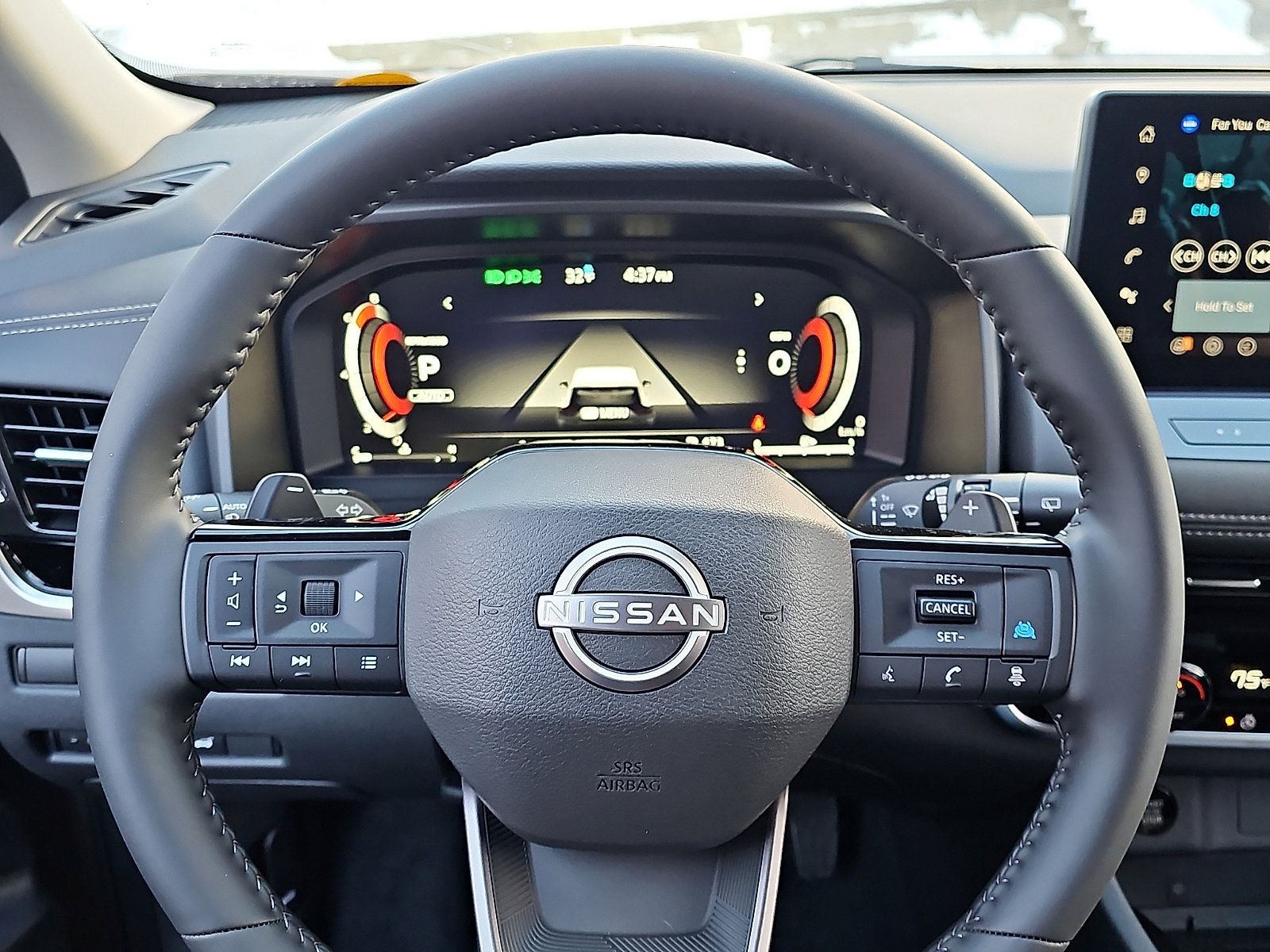 Certified 2025 Nissan Rogue SL image 20