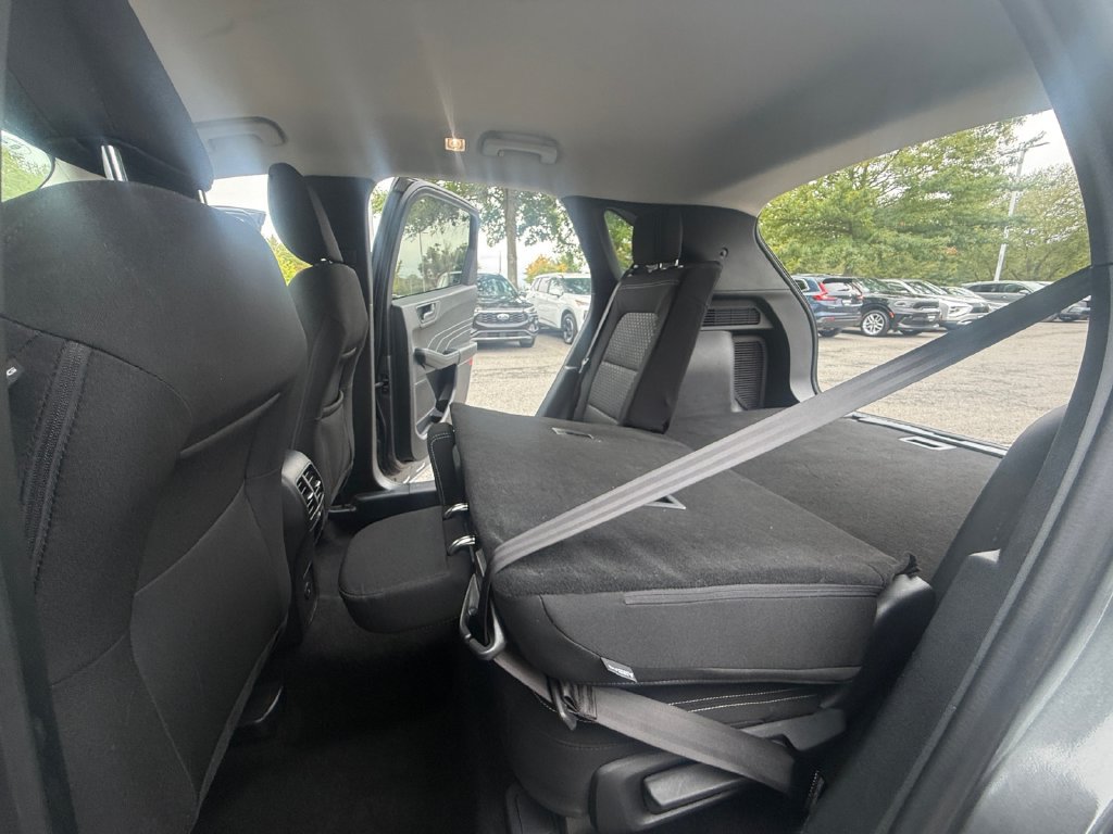 Used 2025 Ford Escape Active AWD/4WD image 26