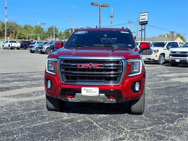 Used 2024 GMC Yukon AT4 w/ AT4 Premium Package image 37