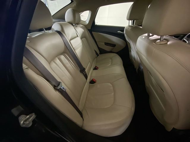 Used 2013 Buick Verano Leather FWD image 12