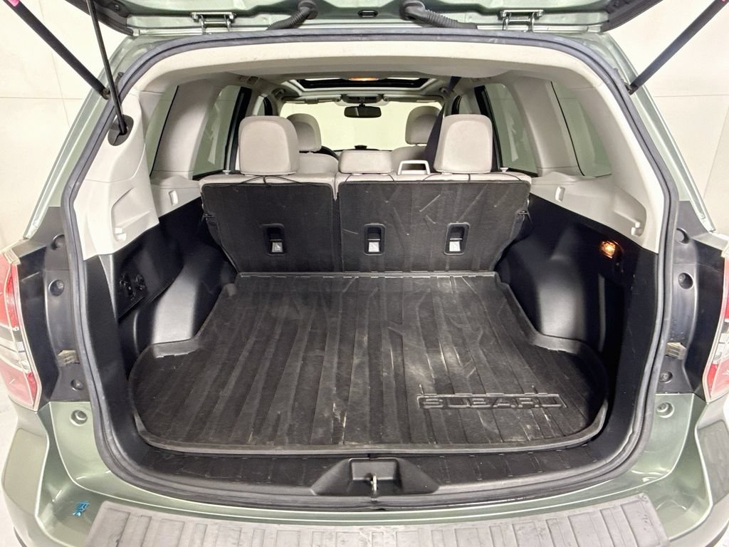 Used 2015 Subaru Forester 2.5i Touring AWD/4WD image 28