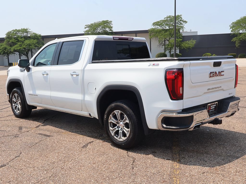 Used 2022 GMC Sierra 1500 SLT w/ SLT Convenience Package AWD/4WD image 14
