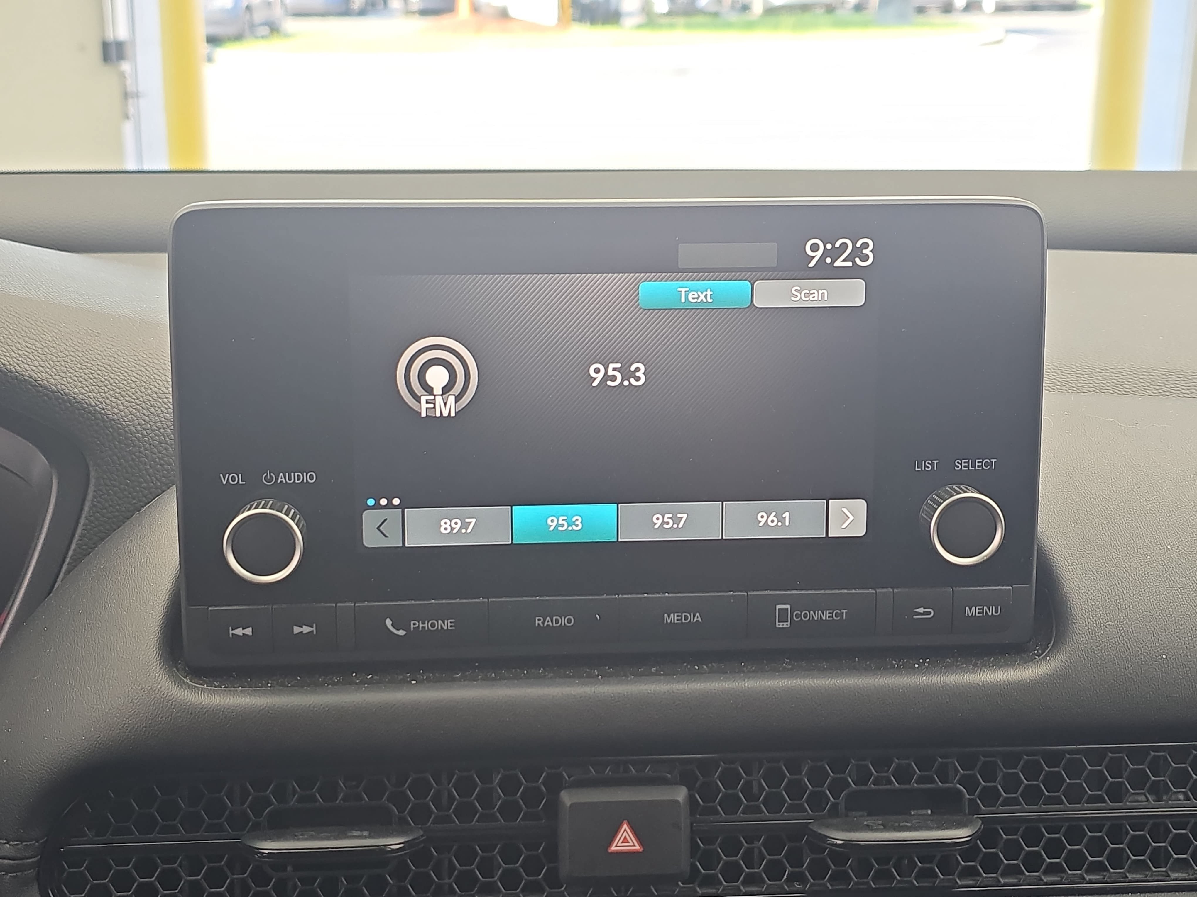 Used 2023 Honda HR-V LX image 20