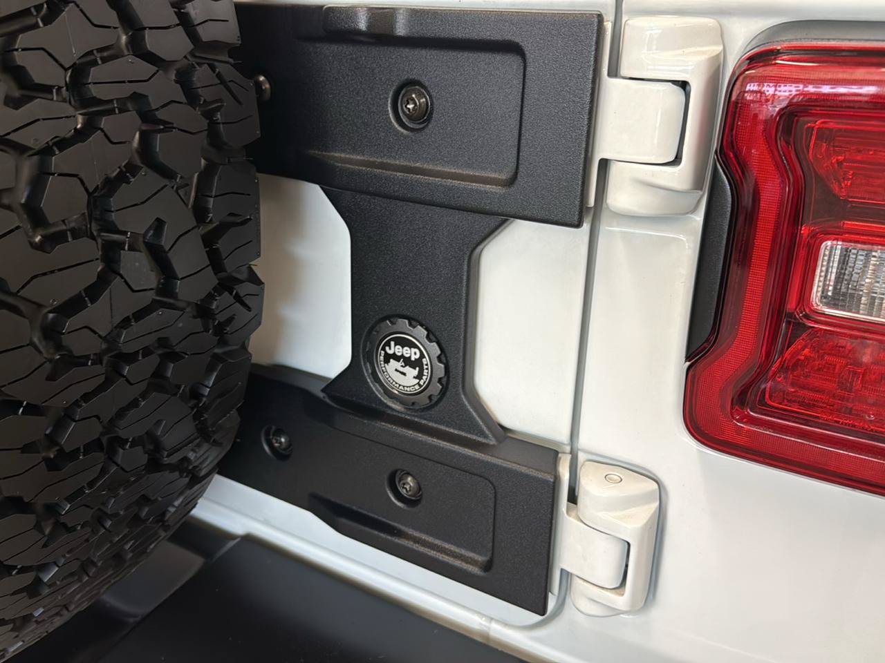 Used 2024 Jeep Wrangler Unlimited Rubicon 4xe w/ Technology Group AWD/4WD image 83