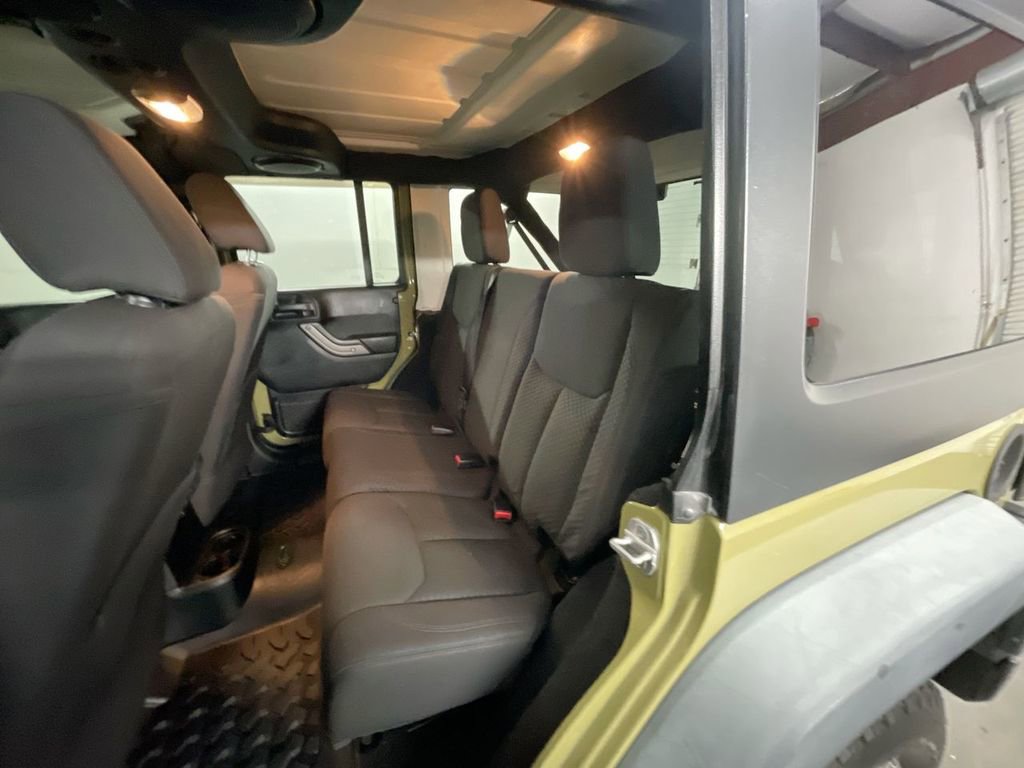 Used 2013 Jeep Wrangler Unlimited Sport image 20