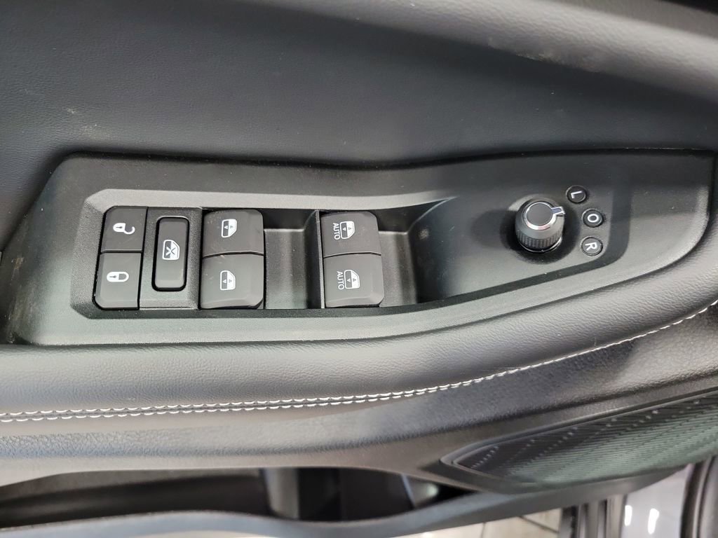 New 2025 Jeep Grand Cherokee L Limited w/ Black Appearance Package image 26