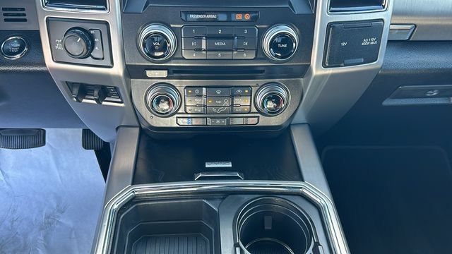 Certified 2018 Ford F250 Platinum w/ Platinum Ultimate Package AWD/4WD image 21
