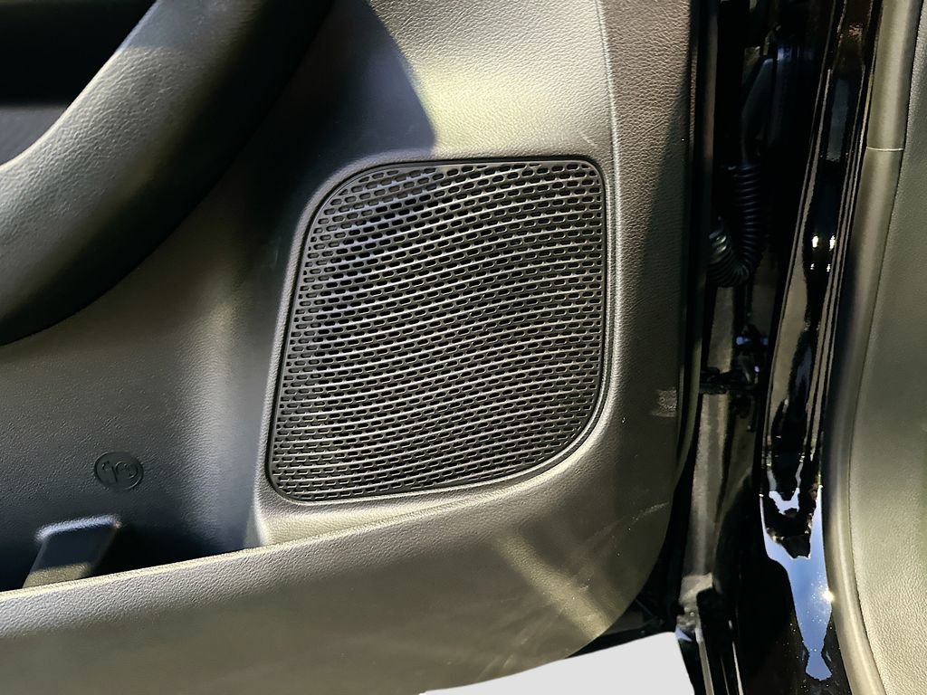 New 2026 Chrysler Pacifica Select FWD image 18