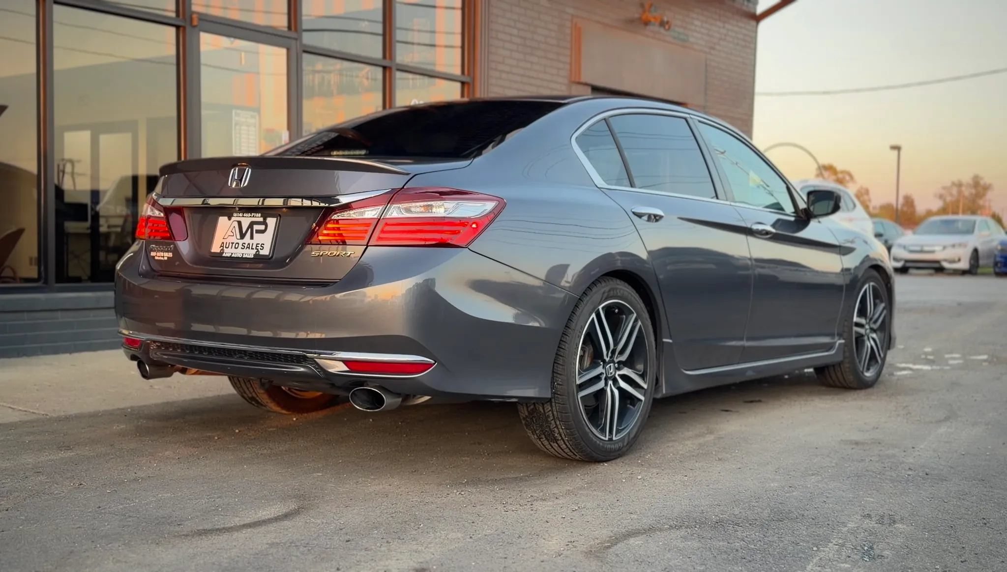 Used 2016 Honda Accord Sport image 2