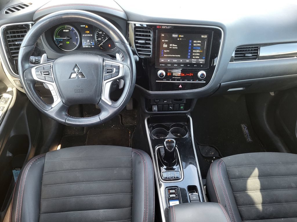Used 2022 Mitsubishi Outlander LE AWD/4WD image 16