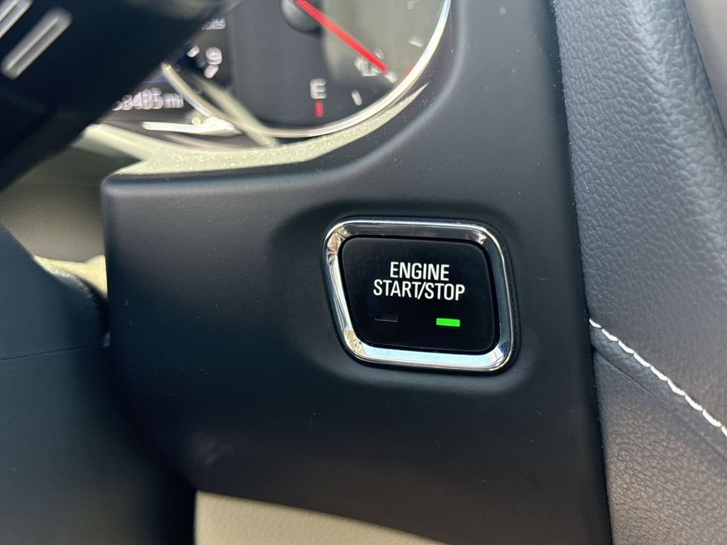 Certified 2023 GMC Acadia Denali w/ Denali Ultimate Package AWD/4WD image 16