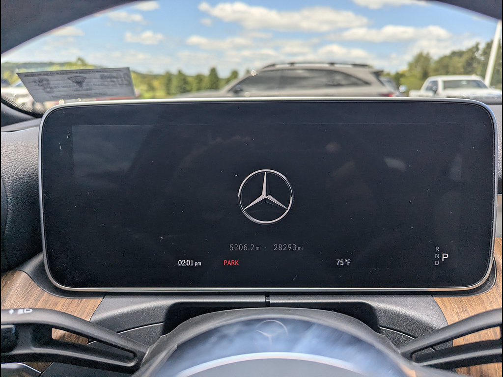 Used 2023 Mercedes-Benz C 300 4MATIC Sedan image 2