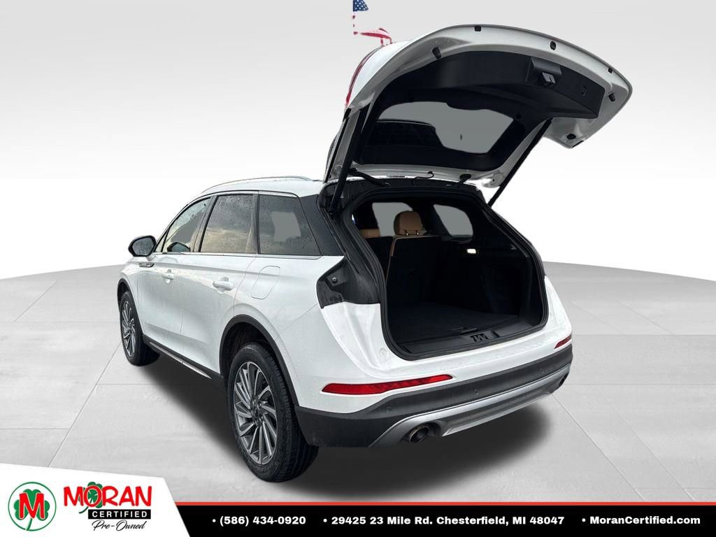 Used 2023 Lincoln Corsair Reserve AWD/4WD image 28