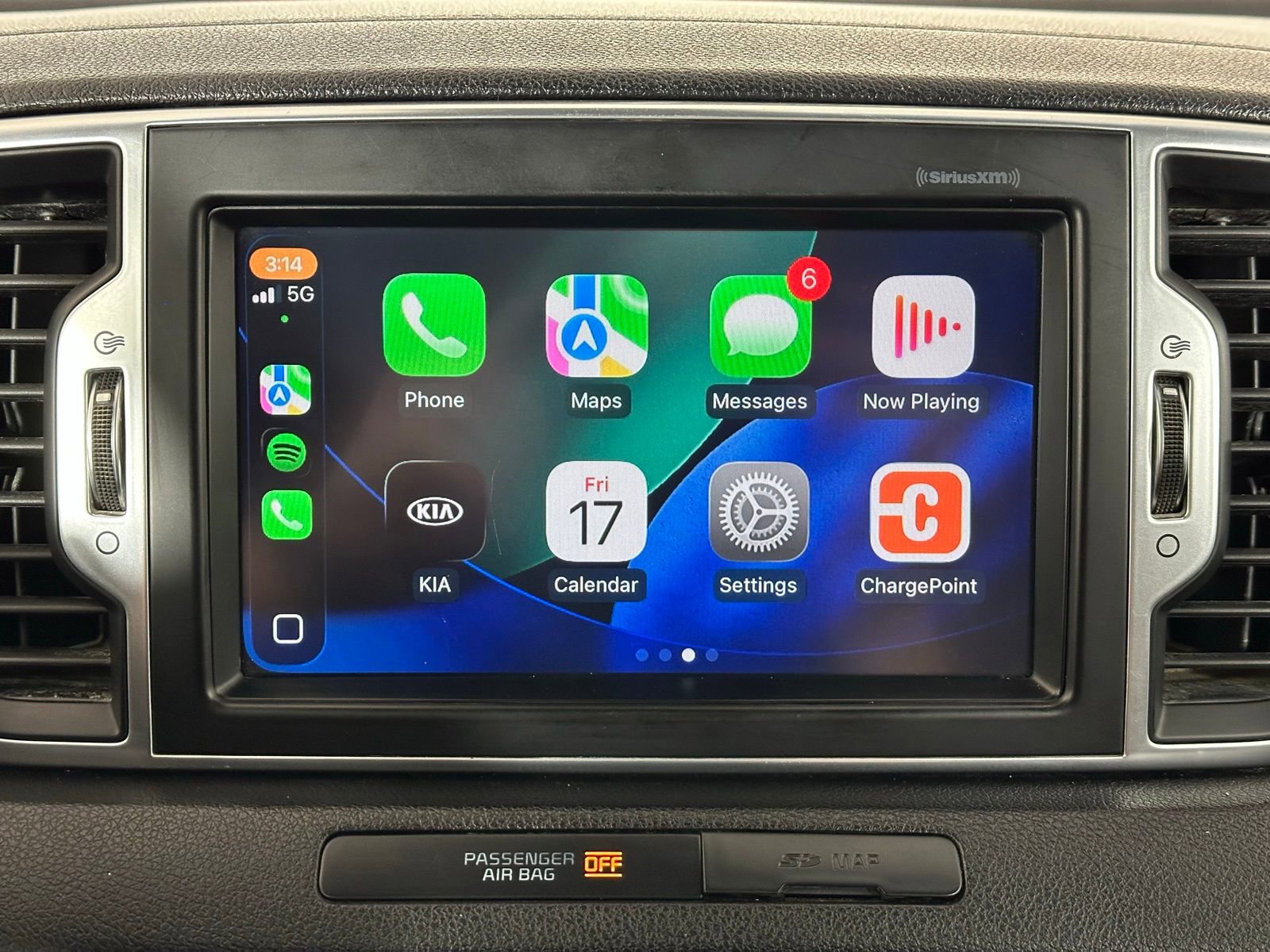 Used 2017 Kia Sportage SX image 3