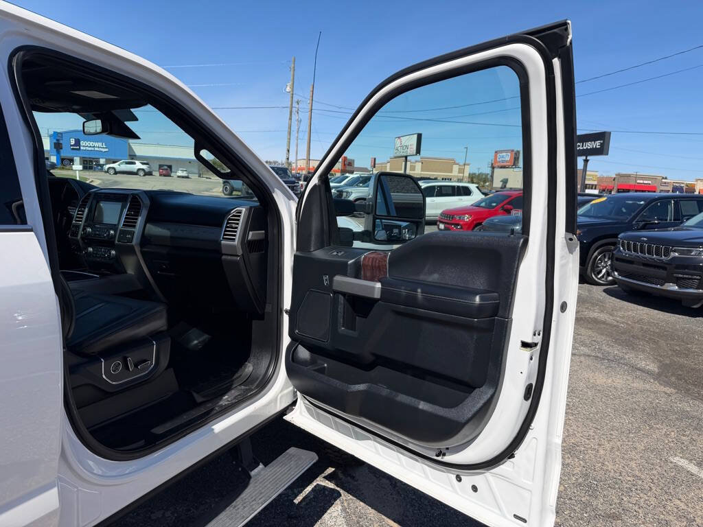 Used 2017 Ford F450 Platinum w/ Platinum Ultimate Package AWD/4WD image 58