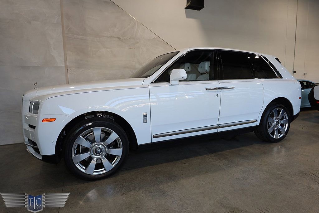 Used 2021 Rolls-Royce Cullinan image 4