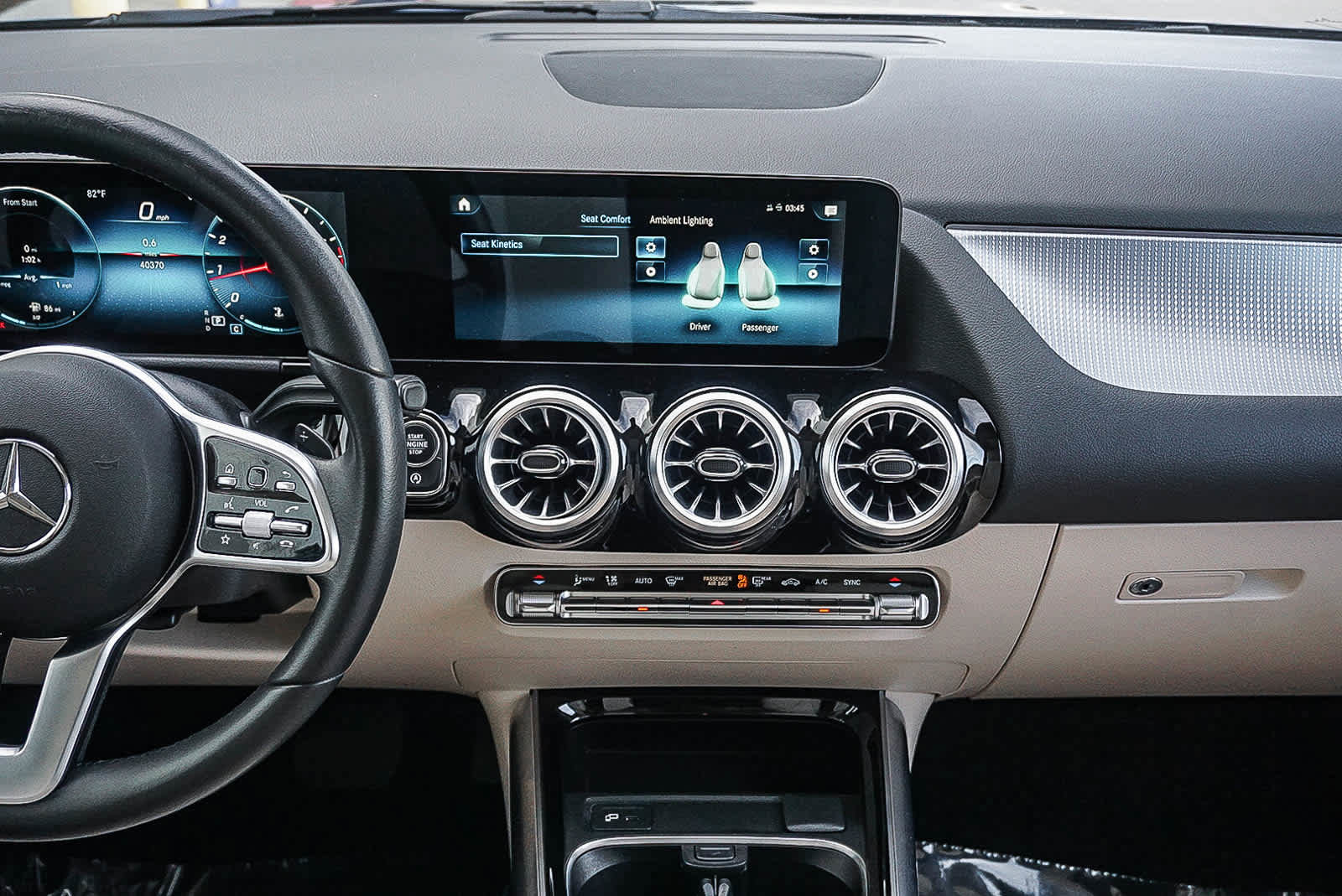 Used 2022 Mercedes-Benz GLA 250 image 13