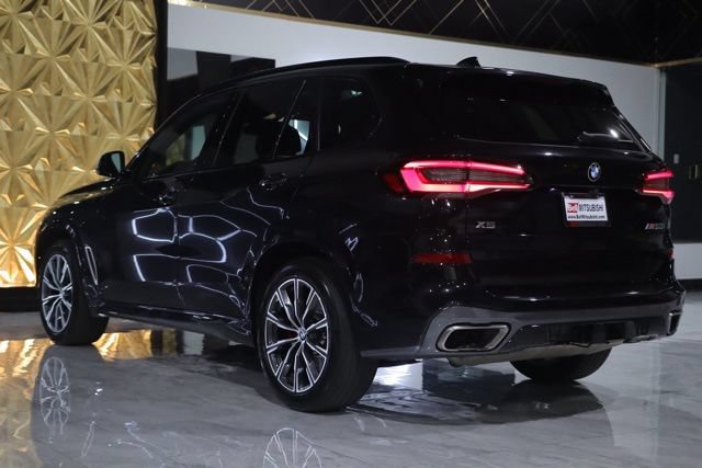 Used 2021 BMW X5 M50i w/ Executive Package AWD/4WD image 6