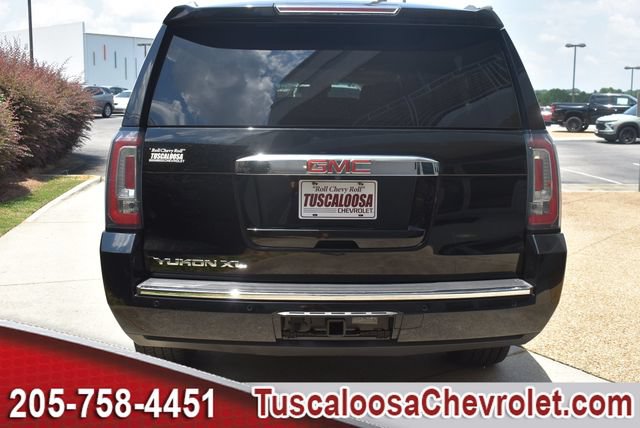 Certified 2020 GMC Yukon XL Denali w/ Denali Premium Package AWD/4WD image 8