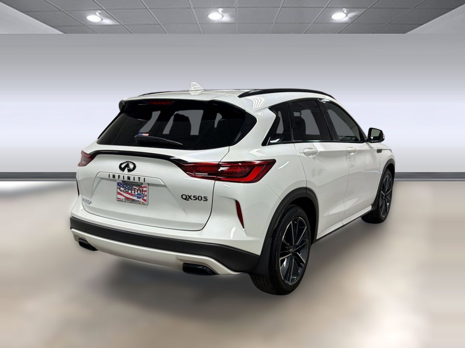 Used 2023 INFINITI QX50 Sport w/ Cargo Package FWD image 8
