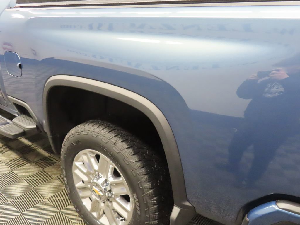 Used 2025 Chevrolet Silverado 3500 High Country w/ High Country Premium Package AWD/4WD image 38