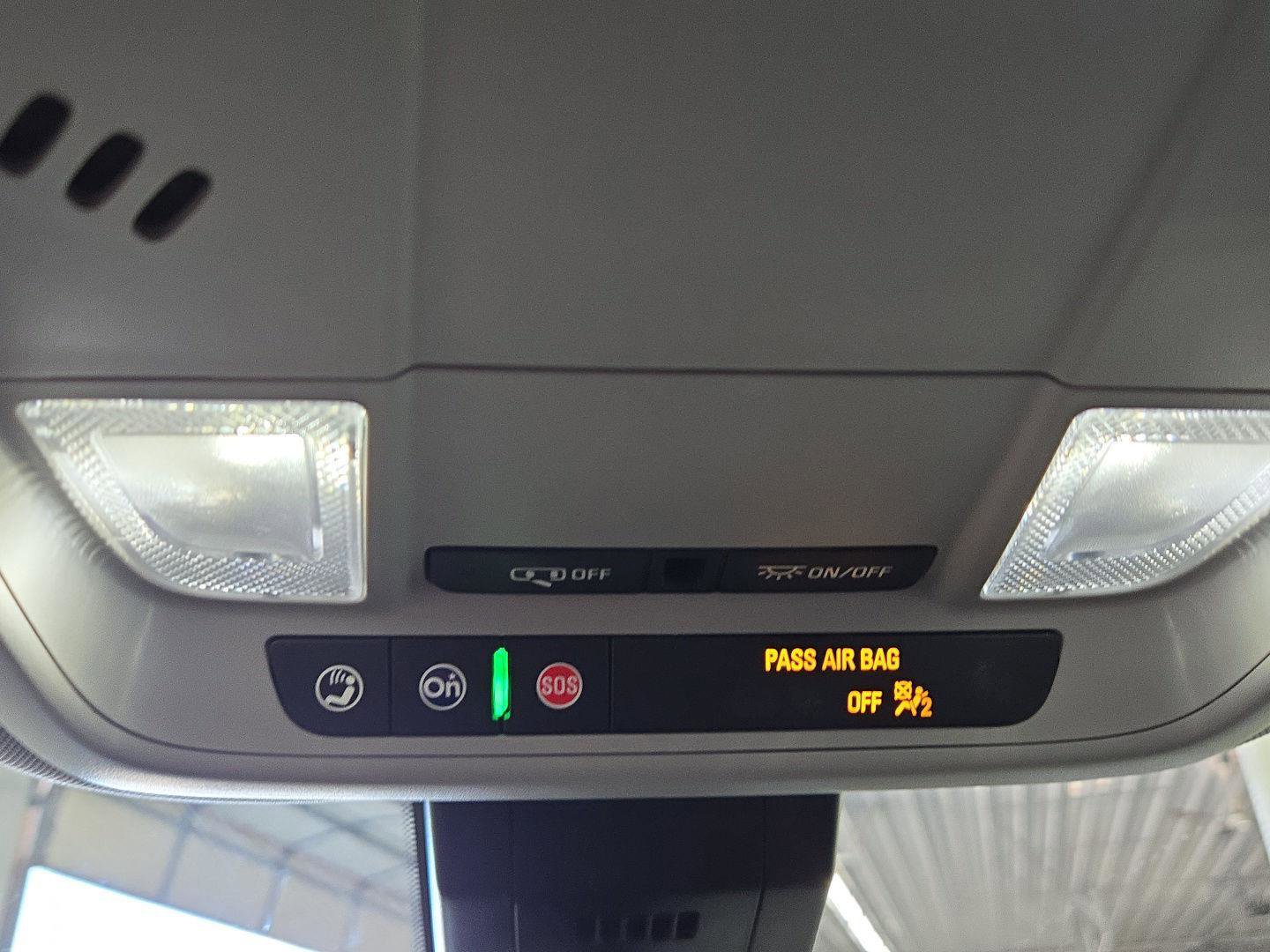 Used 2024 GMC Terrain SLE image 16