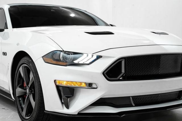 Used 2021 Ford Mustang GT Premium w/ Black Accent Package RWD image 14