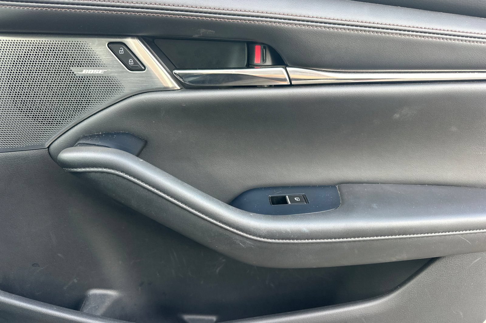 Used 2020 MAZDA MAZDA3 AWD Sedan w/ Preferred Package image 19