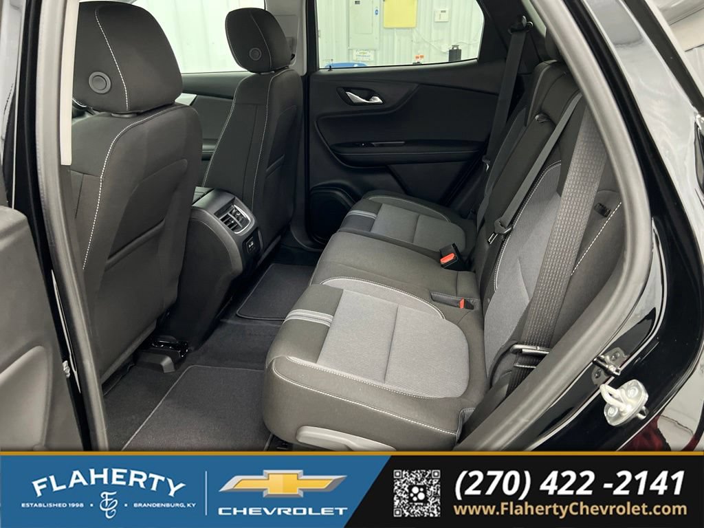 Used 2026 Chevrolet Blazer LT FWD image 11