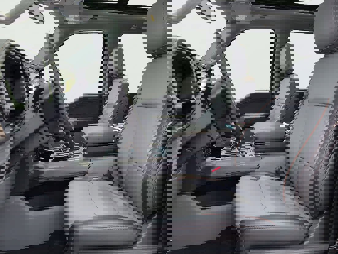 New 2025 Ford F150 Lariat w/ Equipment Group 502A High image 10