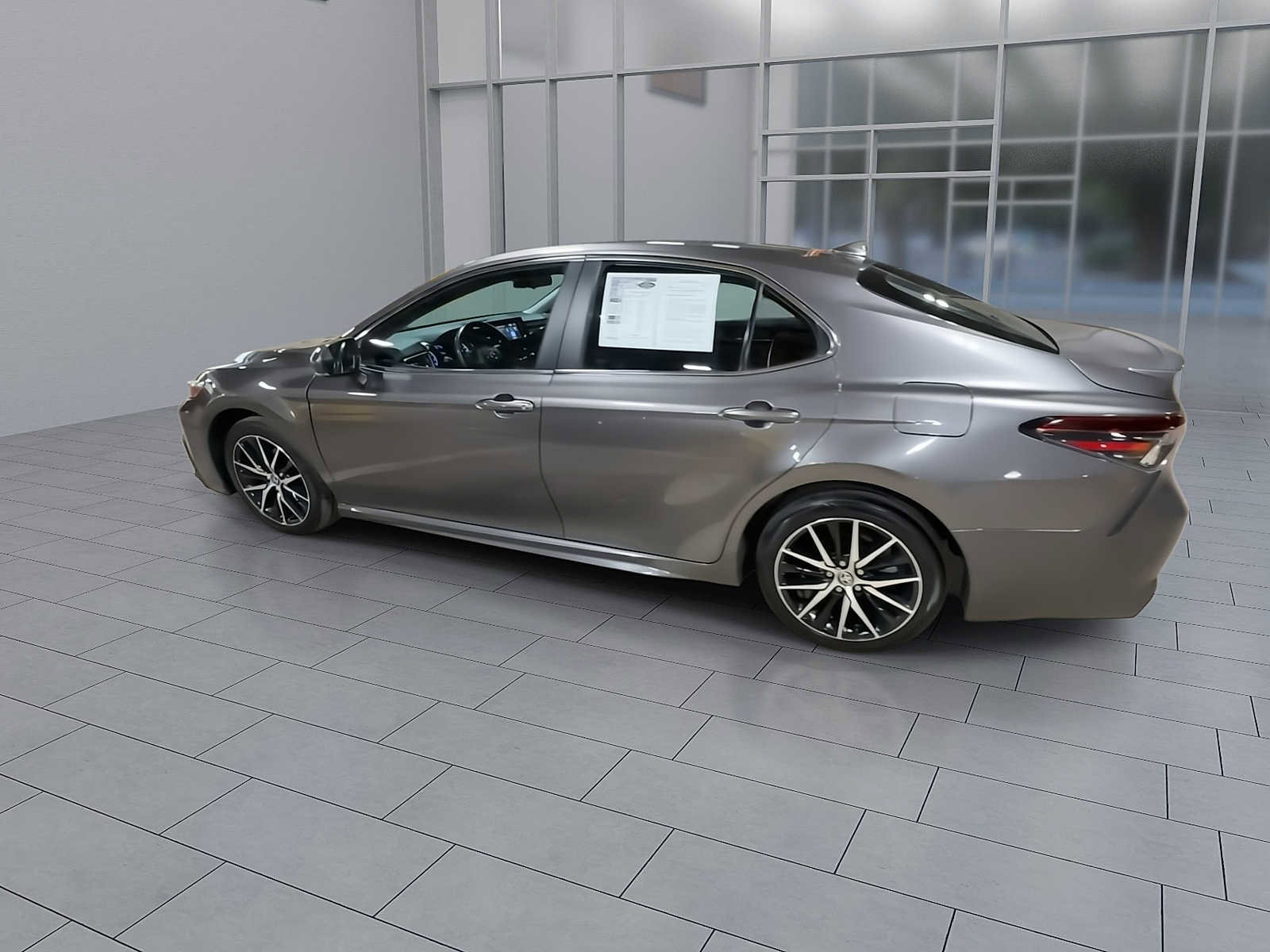 Certified 2023 Toyota Camry SE image 6