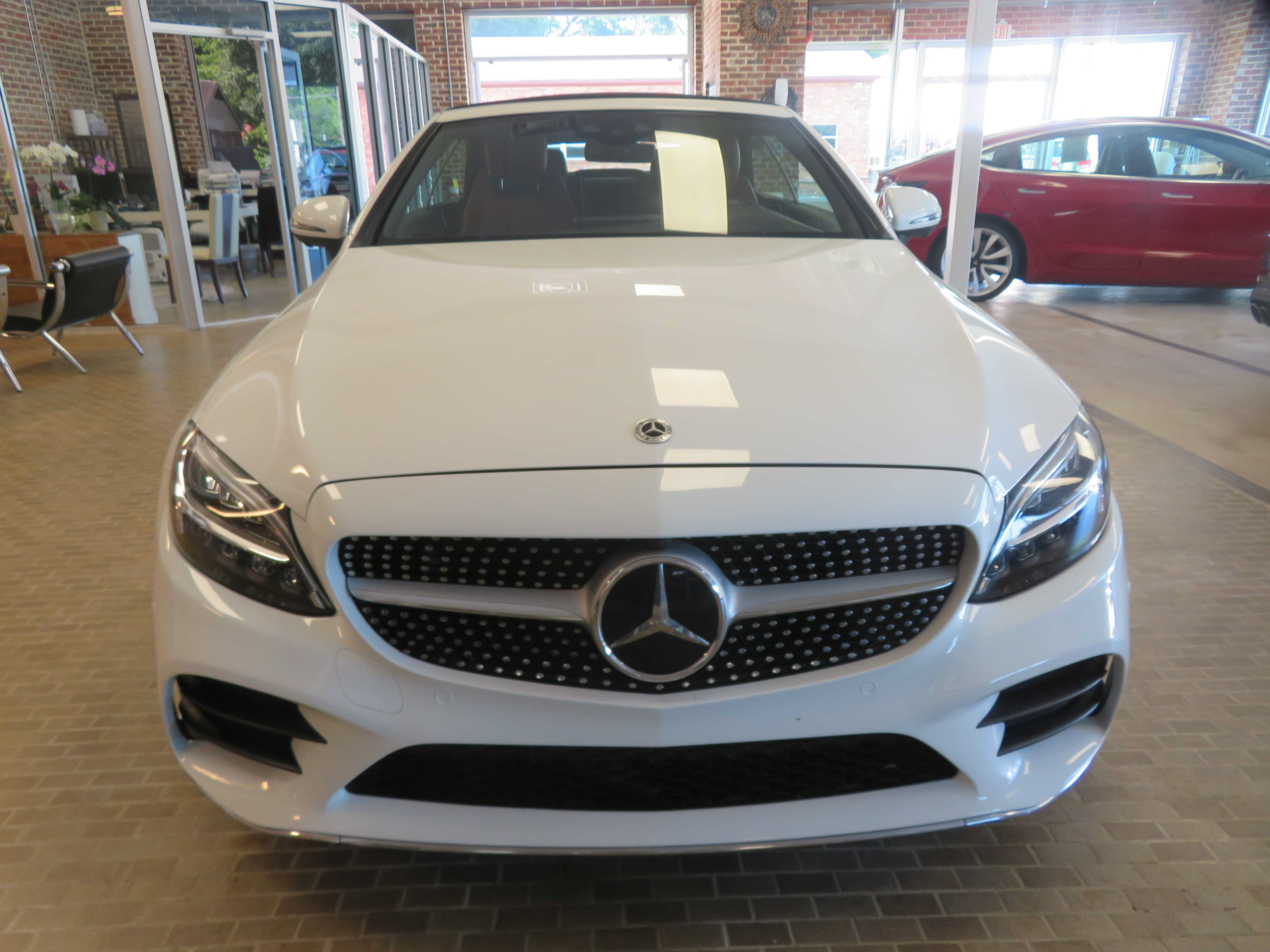 Used 2021 Mercedes-Benz C 300 Cabriolet image 2