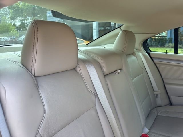 Used 2015 Ford Taurus SEL w/ Equipment Group 201A image 15