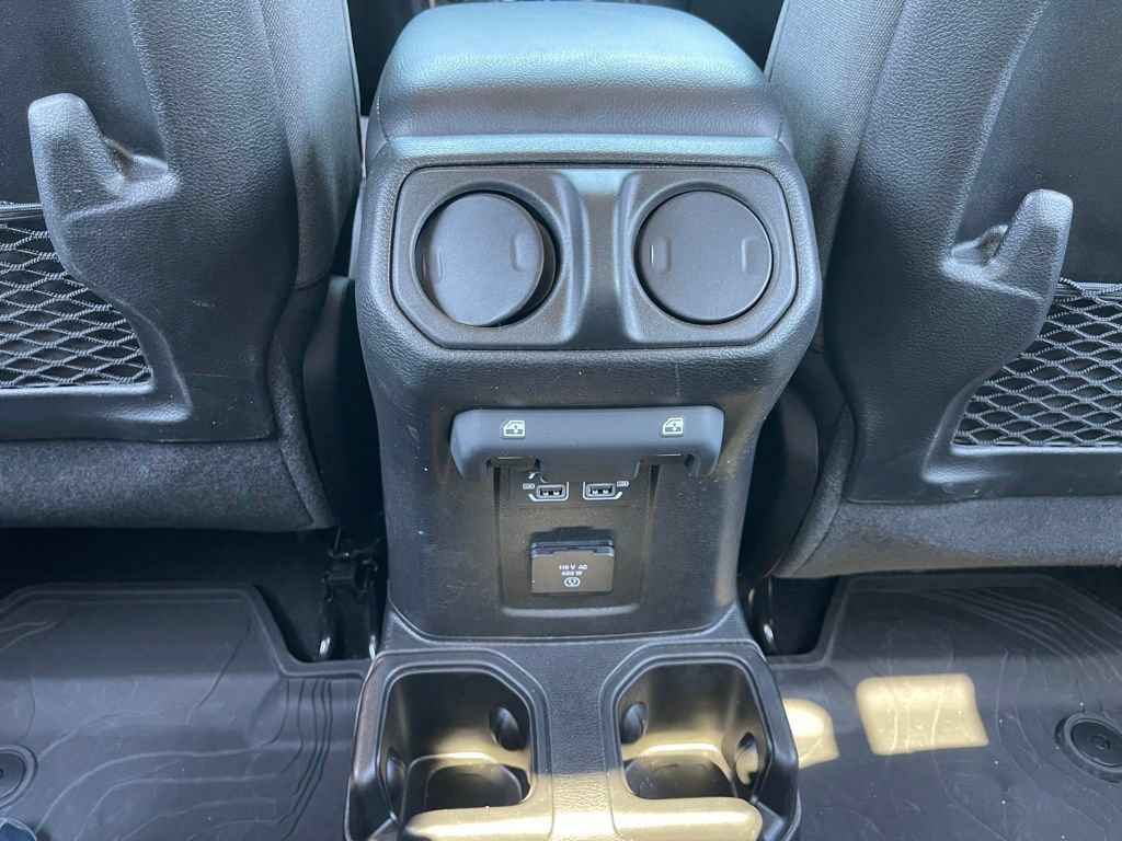 Certified 2025 Jeep Gladiator Rubicon w/ Convenience Group AWD/4WD image 40