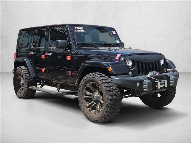 Used 2016 Jeep Wrangler Unlimited Sahara AWD/4WD image 3