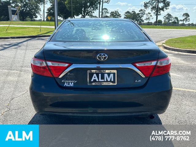 Used 2017 Toyota Camry LE FWD image 6