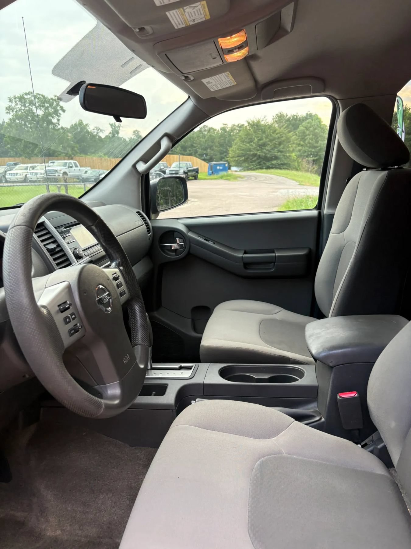 Used 2014 Nissan Xterra S AWD/4WD image 12