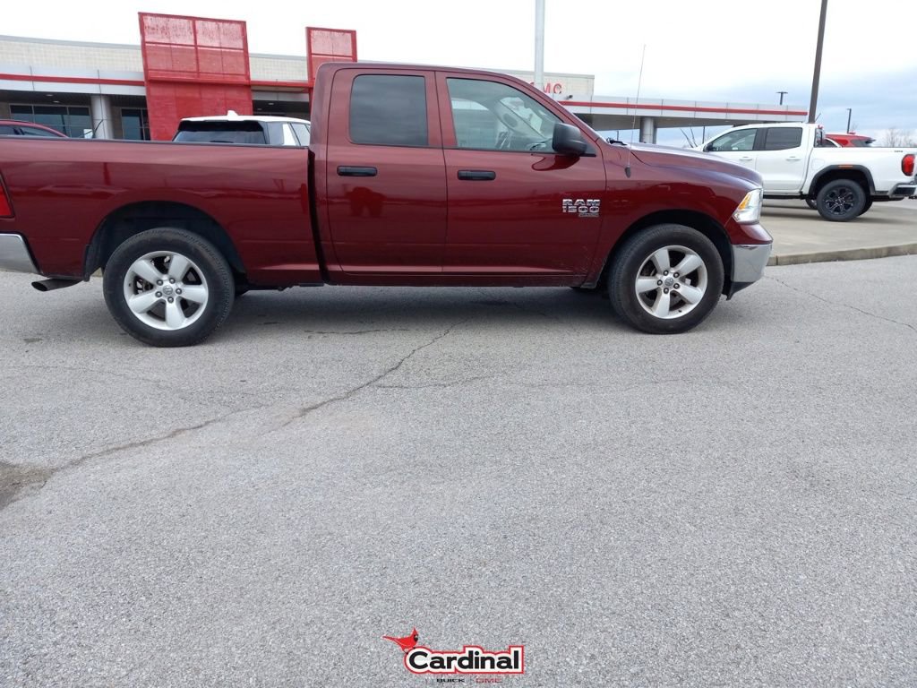 Used 2024 RAM 1500 Classic SLT image 3