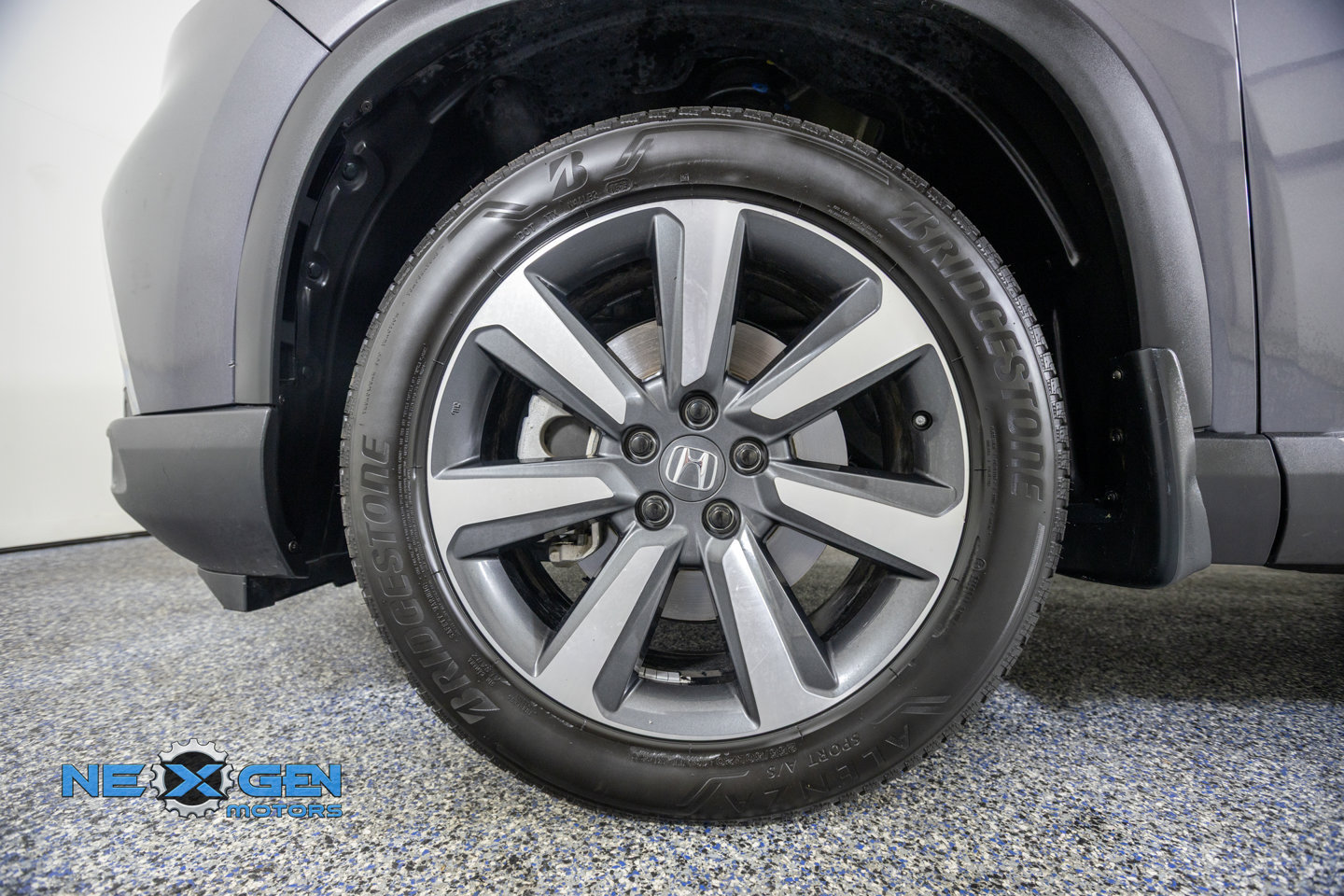 Used 2025 Honda Pilot Touring image 48