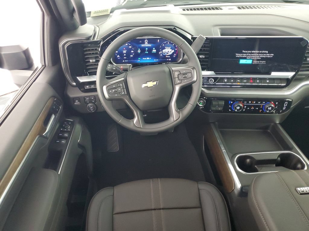 New 2026 Chevrolet Silverado 3500 High Country w/ Technology Package AWD/4WD image 17