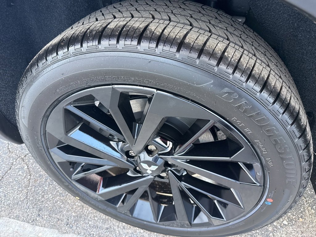 New 2025 Mitsubishi Outlander SEL Black Edition image 12