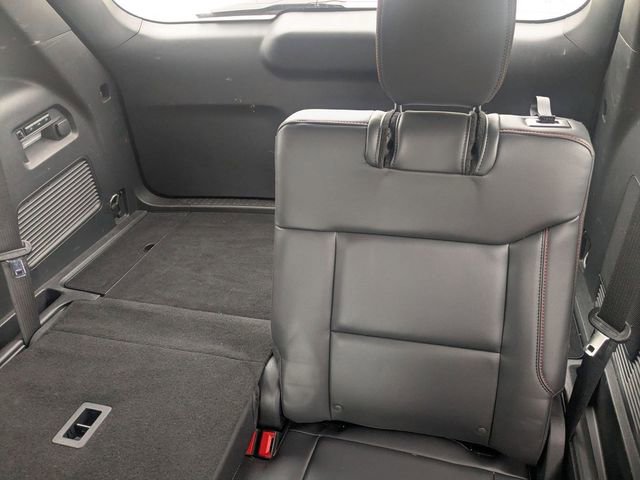 Used 2025 Ford Explorer ST image 35