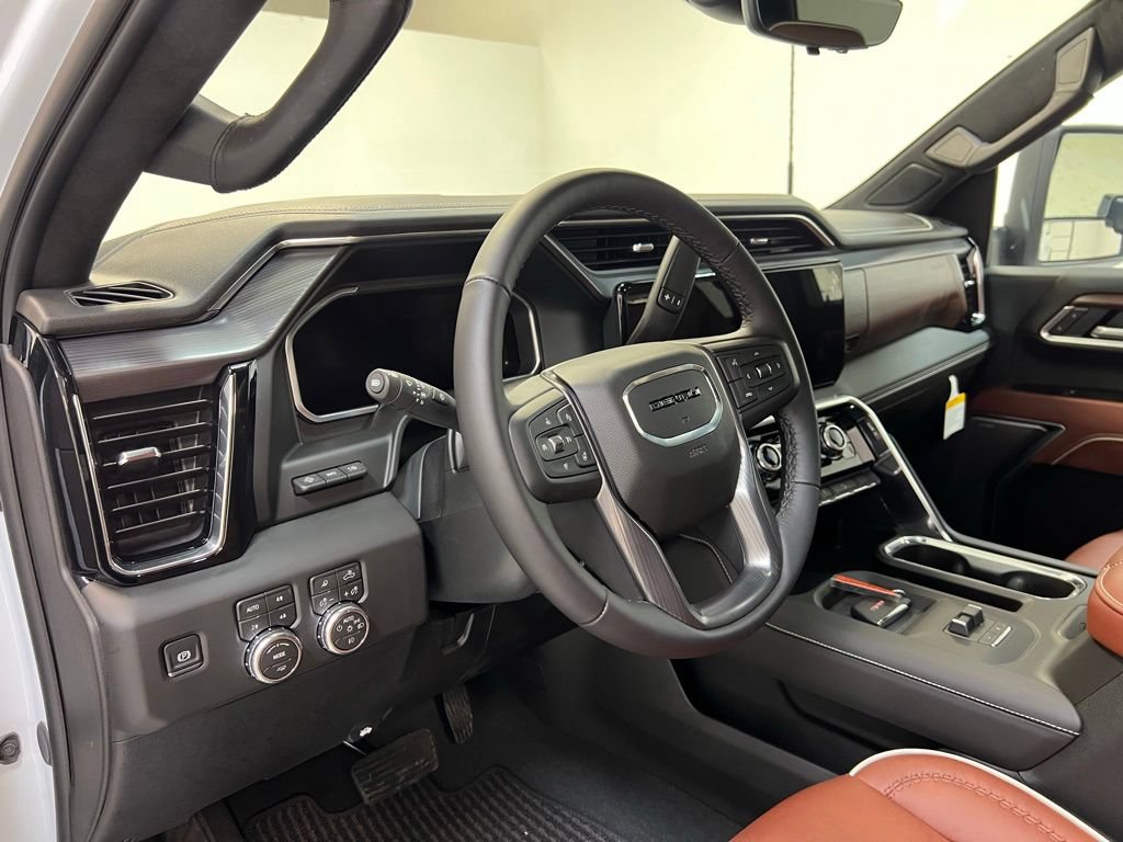New 2026 GMC Sierra 2500 Denali Ultimate AWD/4WD image 16