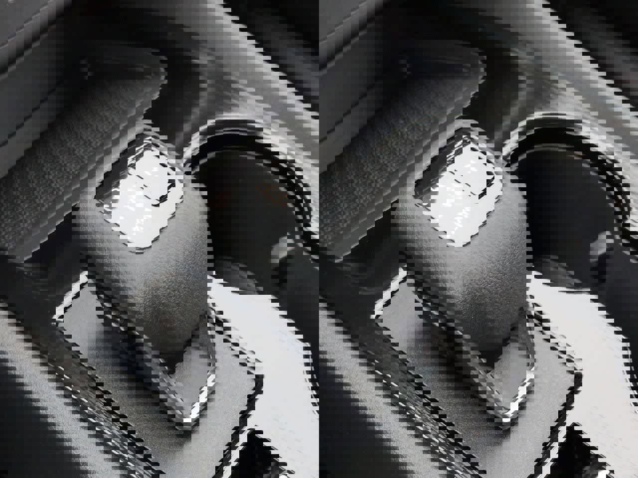 Used 2024 Nissan Rogue SV image 30