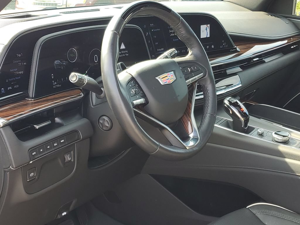 Used 2024 Cadillac Escalade ESV Premium Luxury w/ LPO, Floor Liner Package AWD/4WD image 8